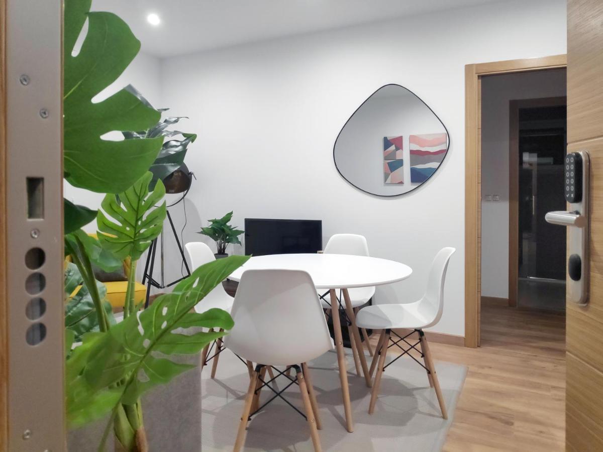 Apartamentos Rey By Como En Casa Сантьяго-де-Компостела Экстерьер фото